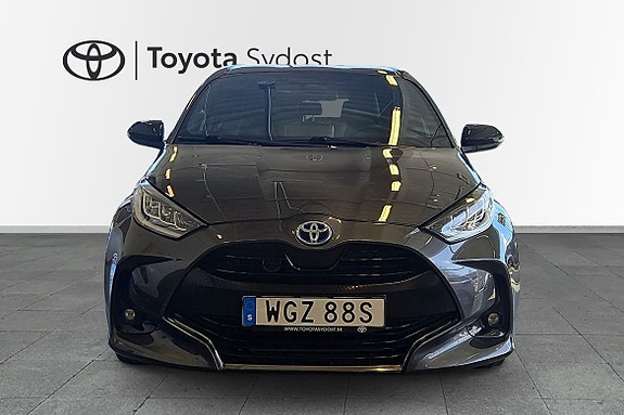 Toyota Yaris 6 of 11