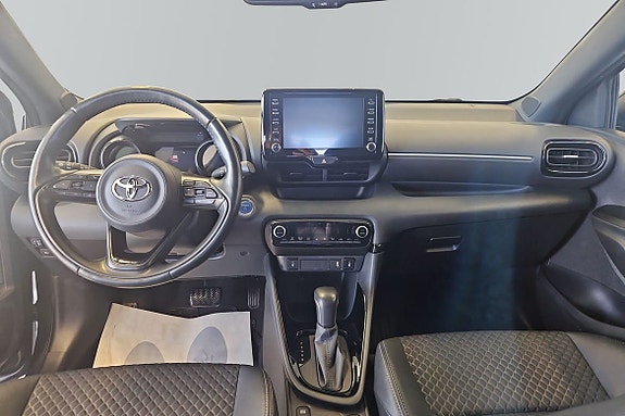Toyota Yaris 9 of 11