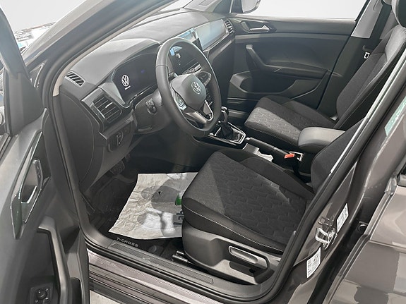 Volkswagen T-Cross 6 of 10