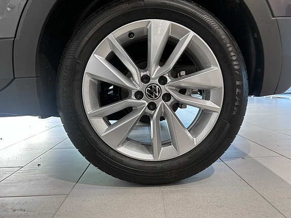Volkswagen T-Cross 7 of 10
