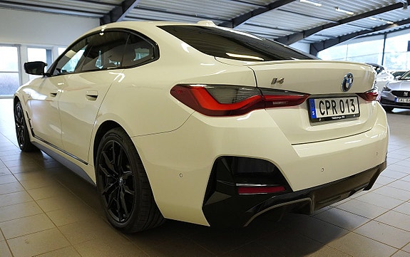 BMW i4 5 of 5