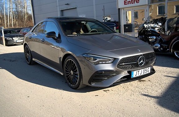 Mercedes-Benz CLA200