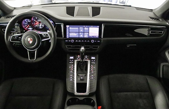 Porsche Macan S 9 of 20