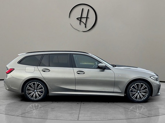 BMW 330e 6 of 30