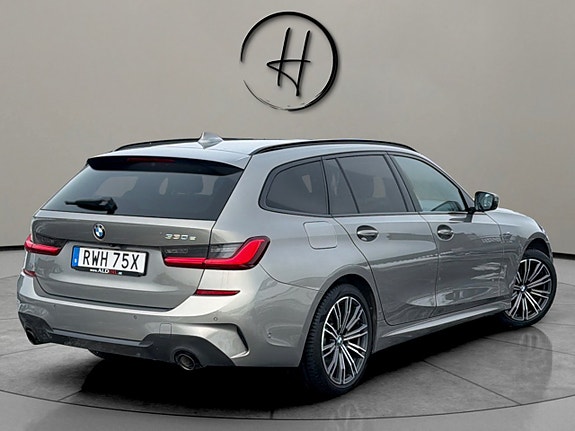 BMW 330e 7 of 30