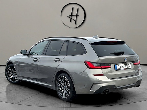BMW 330e 8 of 30