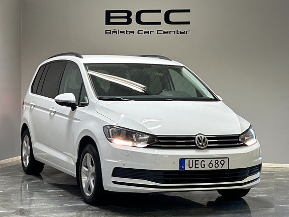 Volkswagen Touran 5 of 5