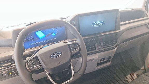 Ford Custom 4 of 12