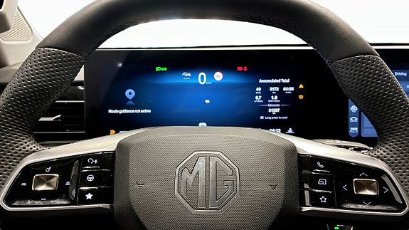 MG HS 21 of 25