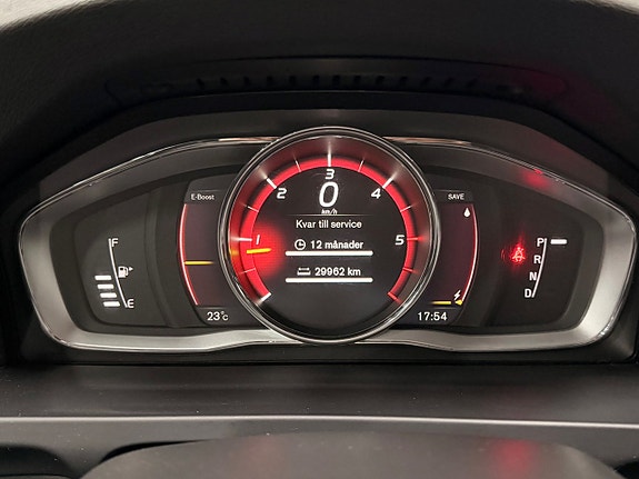 Volvo V60 15 of 29