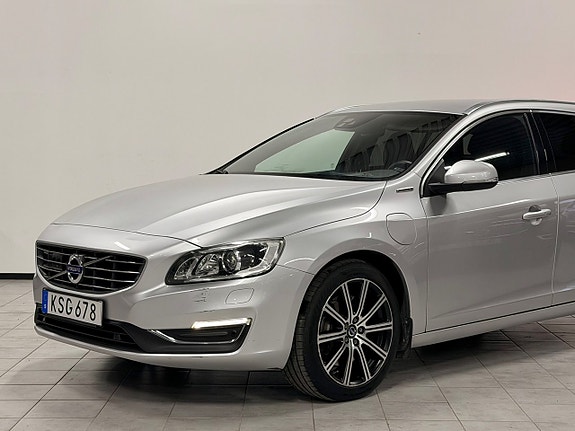 Volvo V60 3 of 5