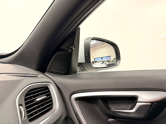 Volvo V60 23 of 29