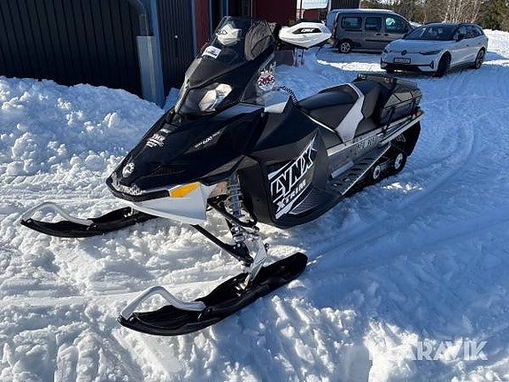 Snöskoter Lynx Xtrim 600 ACE