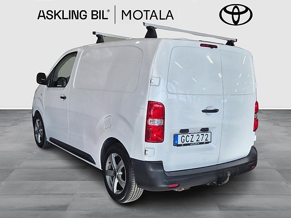 Toyota Proace 3 of 5