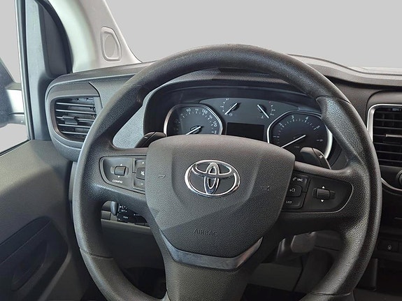 Toyota Proace 10 of 11