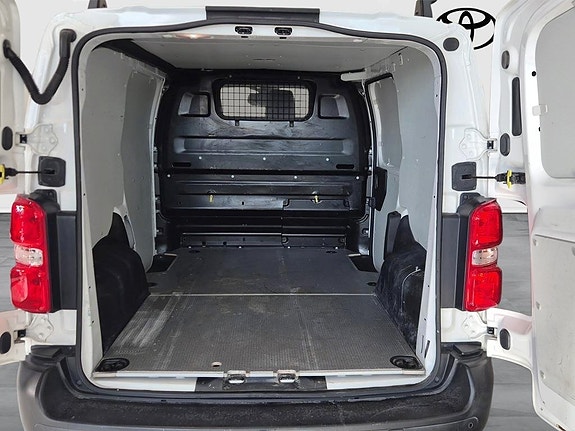 Toyota Proace 11 of 11