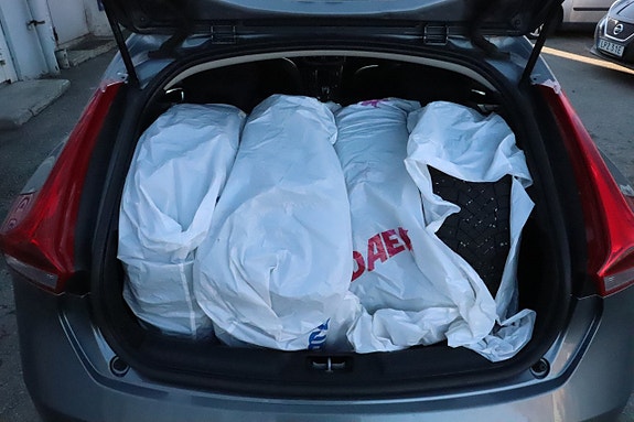 Volvo V40 12 of 12
