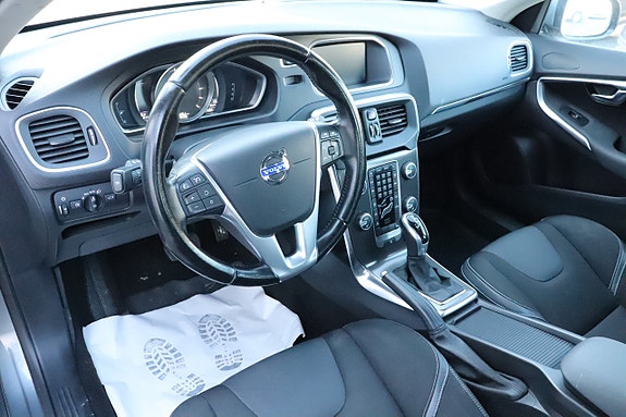 Volvo V40 6 of 12