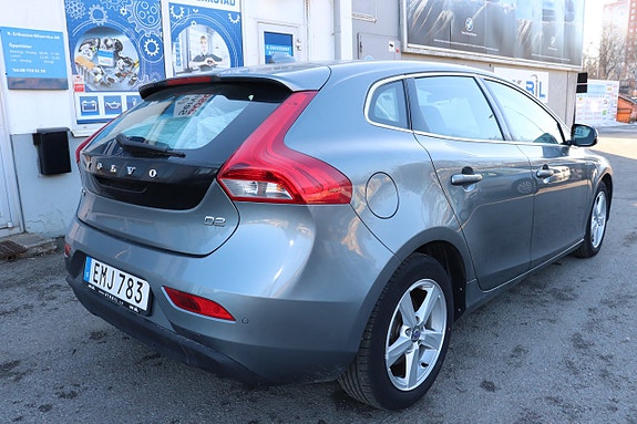 Volvo V40 3 of 12