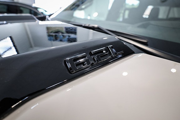 Chevrolet Silverado EV 11 of 30