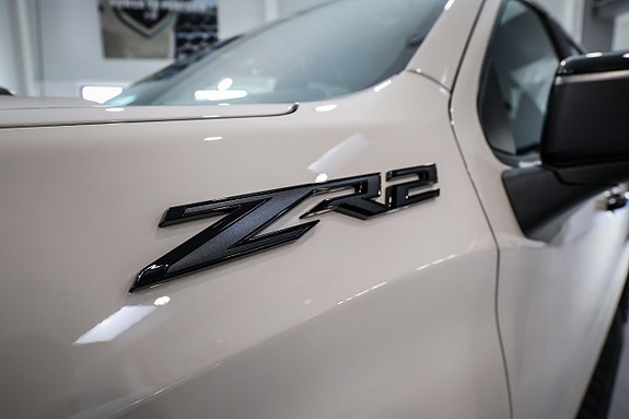 Chevrolet Silverado EV 12 of 30