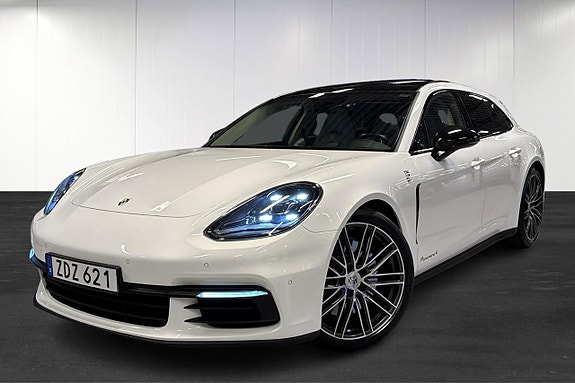 Porsche Panamera 4