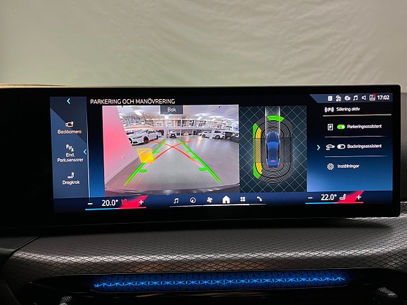 BMW i4 9 of 14