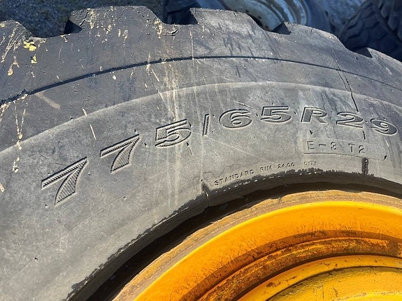 Triangle 775/65R25 Volvo L180 L150 2 of 5