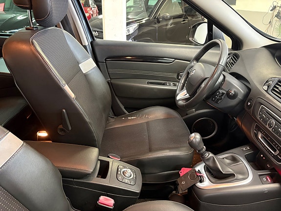 Renault Grand Scenic I 21 of 22