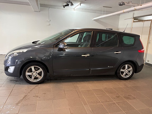 Renault Grand Scenic III 5 of 5
