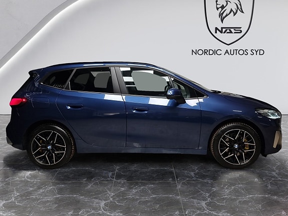 BMW 220i 6 of 25