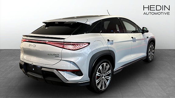 BYD Sealion 7 2 of 5