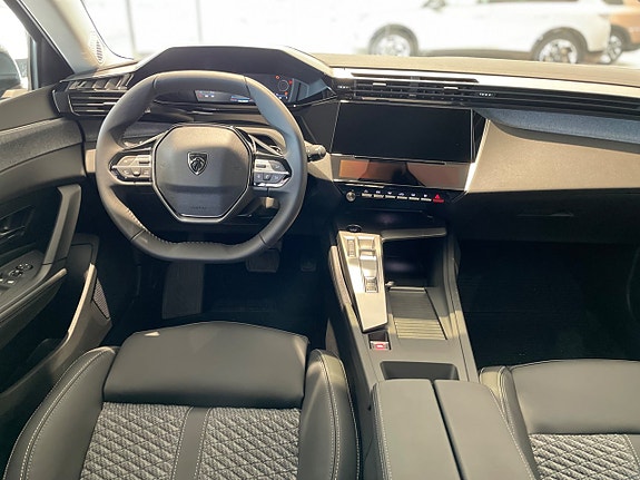 Peugeot 308 SW 6 of 18