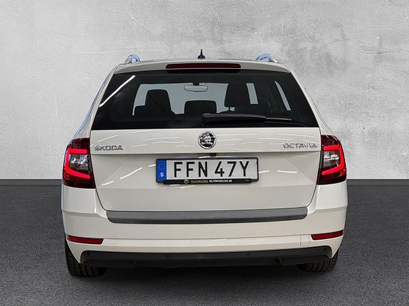 Skoda Octavia 4 of 5