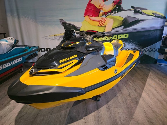 Sea-Doo RXT-X RS 300 Millenium Yellow 2023, 143 tim *Moms*