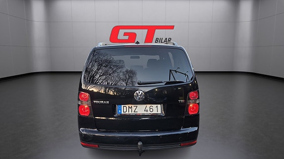 Volkswagen Touran 7 of 20