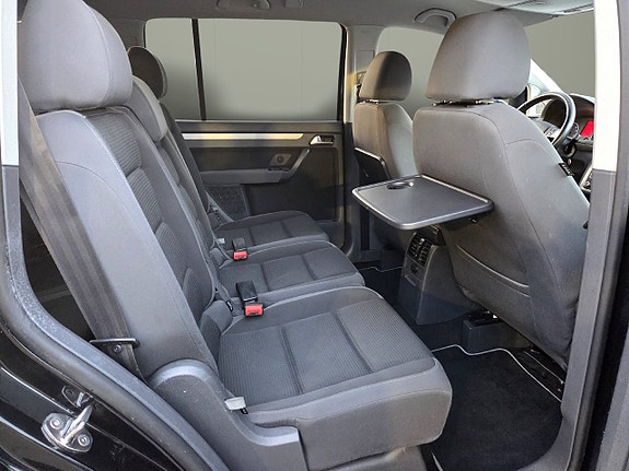 Volkswagen Touran 13 of 20