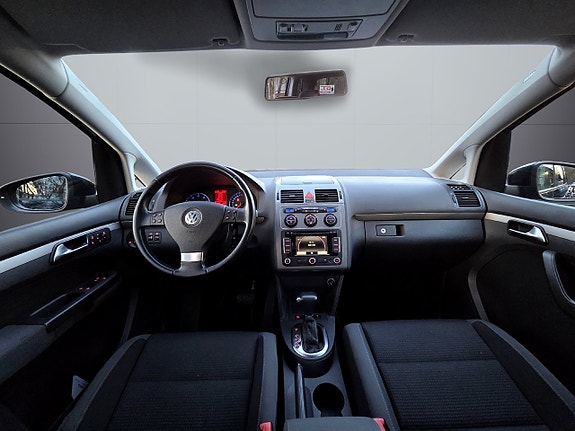 Volkswagen Touran 14 of 20