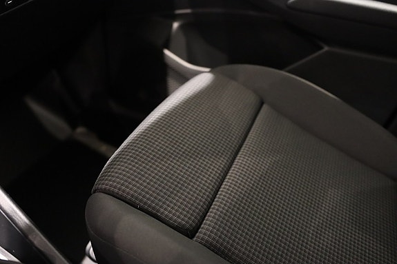 Volkswagen Caddy 18 of 18