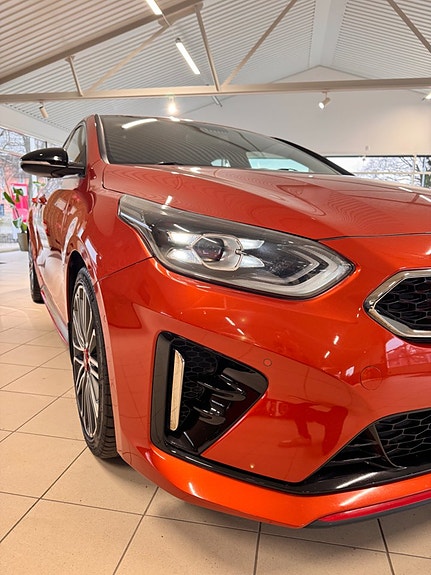 Kia ProCeed 9 of 21