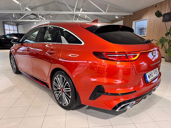 Kia ProCeed 2 of 5