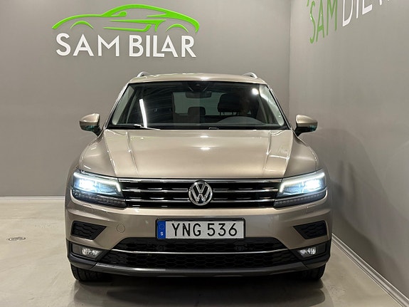 Volkswagen Tiguan 3 of 5