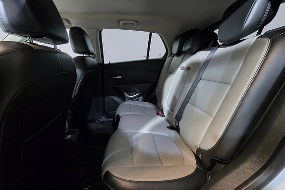 Chevrolet Trax 23 of 24
