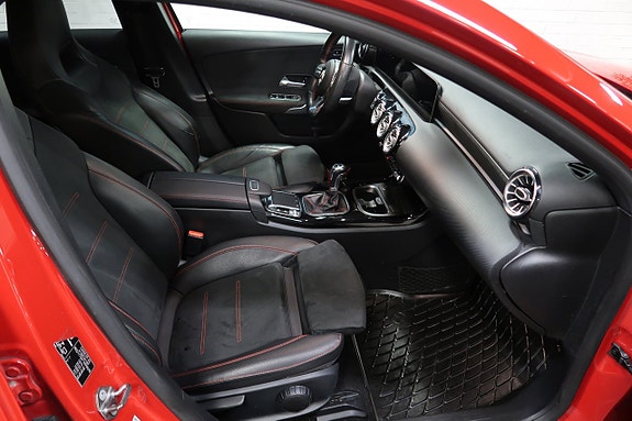 Mercedes-Benz A200 5 of 5