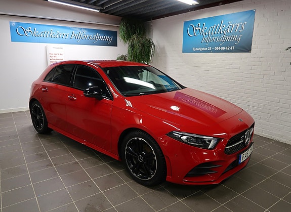 Mercedes-Benz A200 4 of 5