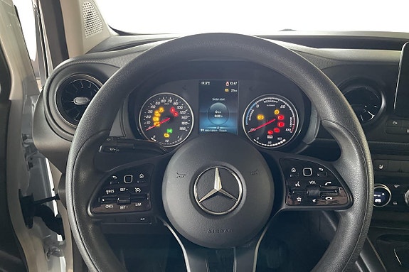 Mercedes-Benz eCitan 8 of 20