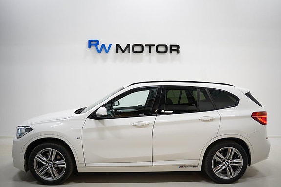 BMW X1 3 of 5