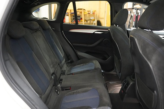 BMW X1 18 of 21