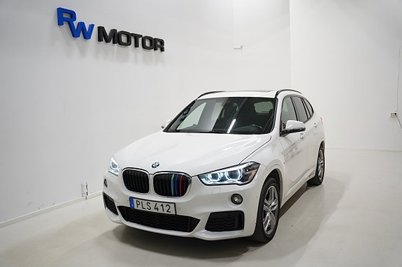 BMW X1 2 of 5