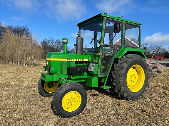 Traktor JOHN DEERE 1630